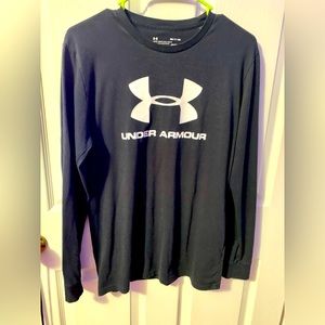 UA long sleeve shirt